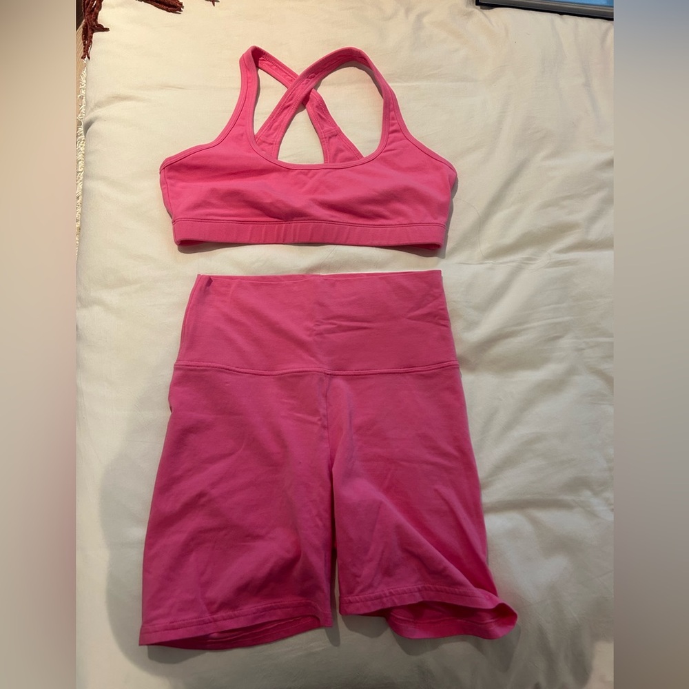 Aritzia workout set